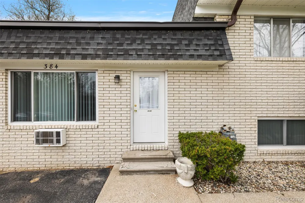 384 Drahner #C13 Oxford Charter Township, MI 48371