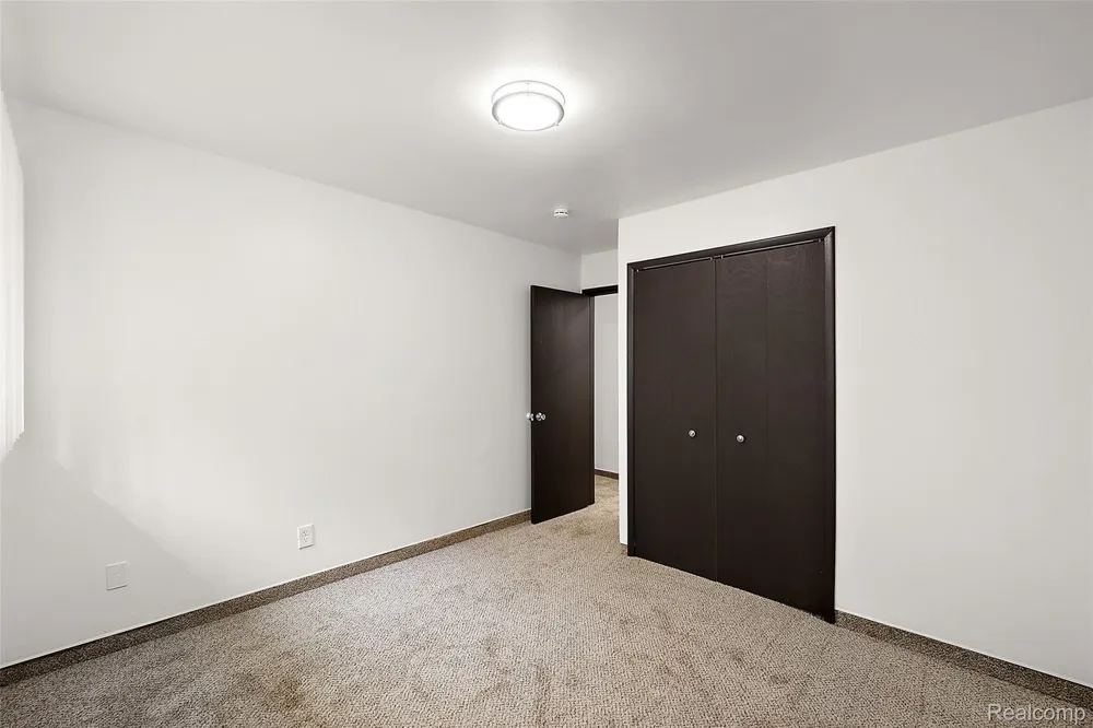 384 Drahner #C13 Oxford Charter Township, MI 48371