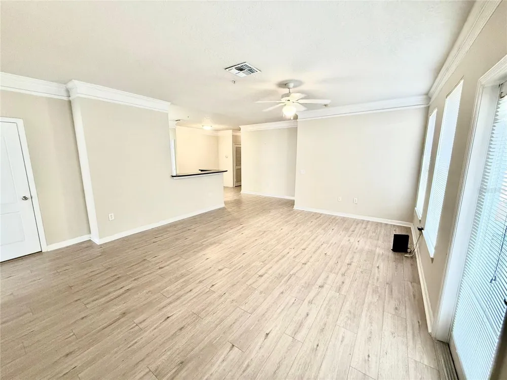 8842 VILLA VIEW CIRCLE #307 Orlando, FL 32821