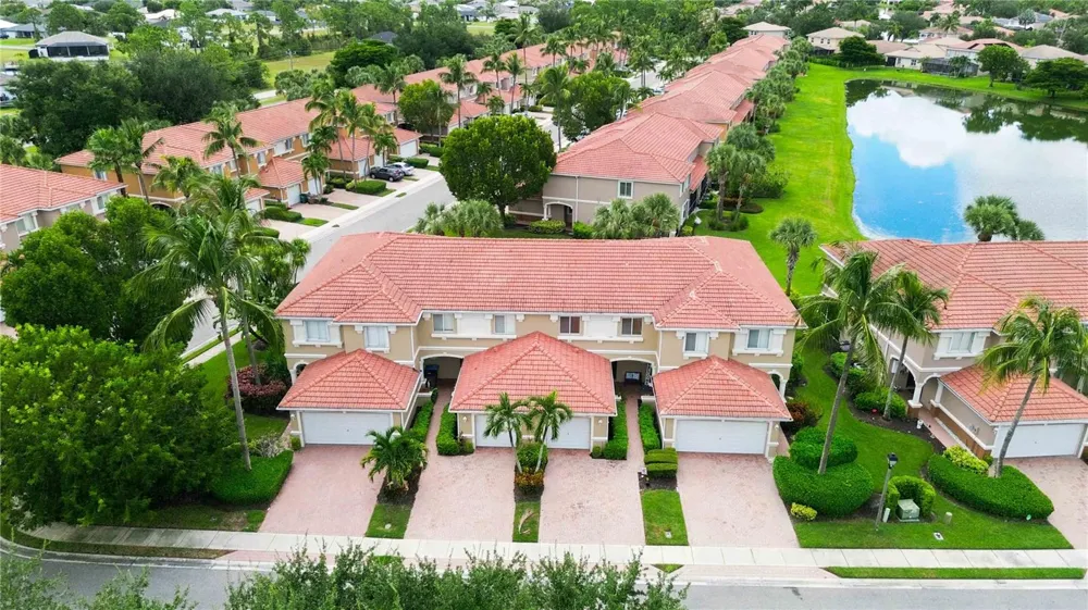 3372 DANDOLO CIRCLE #15 Cape Coral, FL 33909