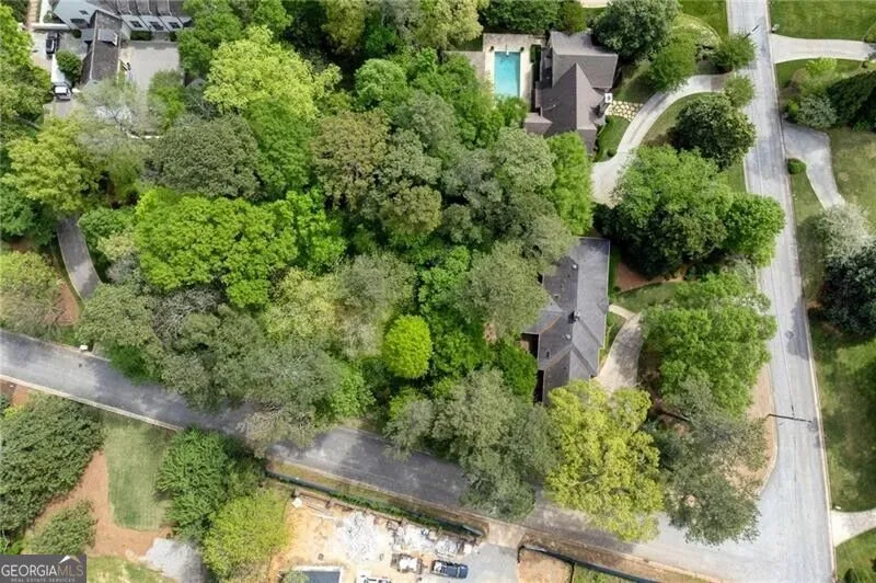 349 Pineland RD NW Atlanta, GA 30342