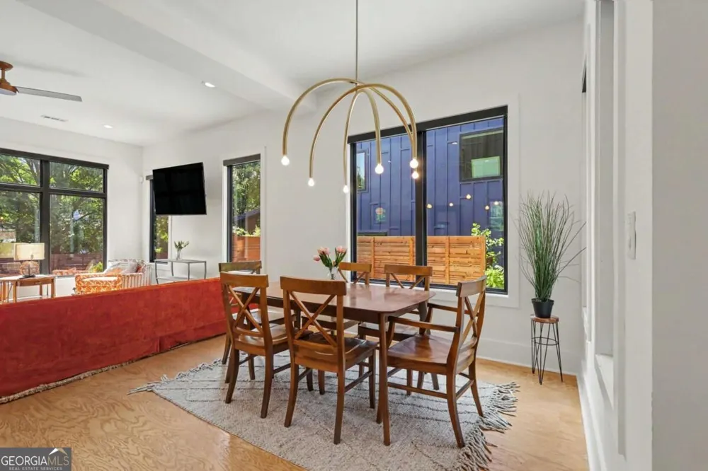 239 Lowry ST NE Atlanta, GA 30307