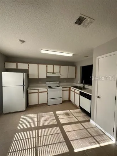 2147 CYPRESS BAY BOULEVARD Kissimmee, FL 34743