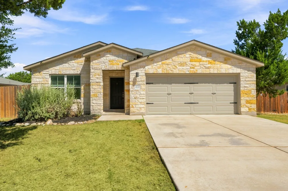 21720 Crystal Way Lago Vista, TX 78645