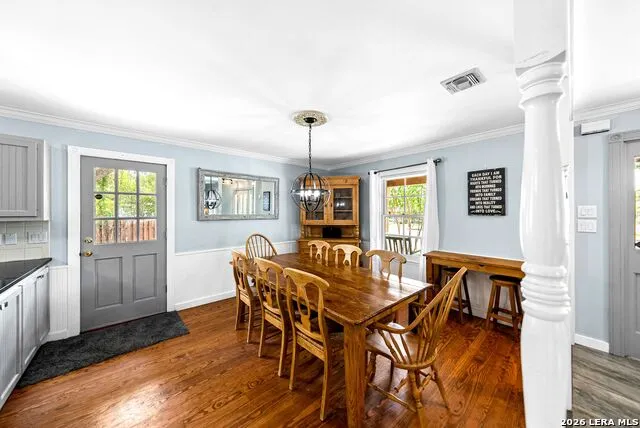 204 ACORN ST Fredericksburg, TX 78624