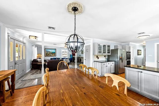 204 ACORN ST Fredericksburg, TX 78624