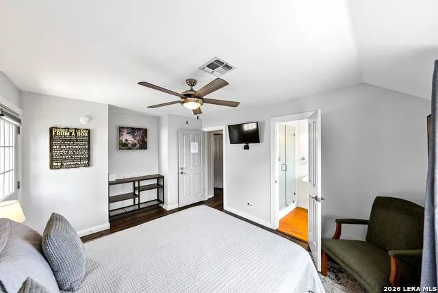 204 ACORN ST Fredericksburg, TX 78624