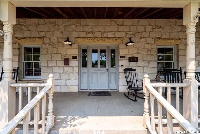 204 ACORN ST Fredericksburg, TX 78624