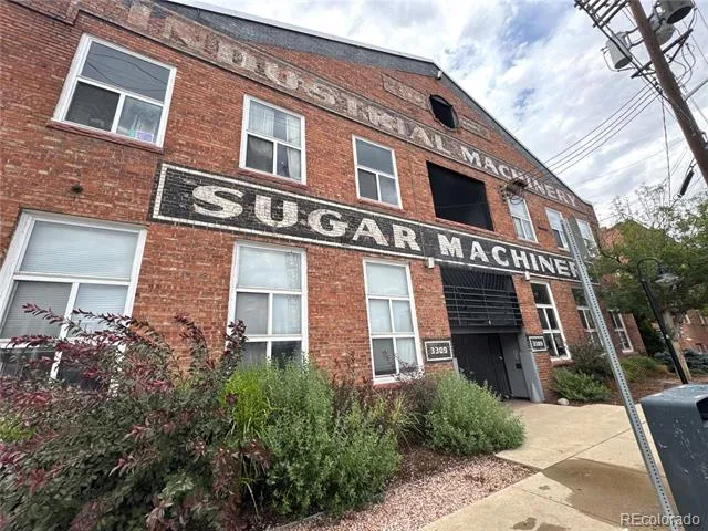 3309 Blake Street #204 Denver, CO 80205