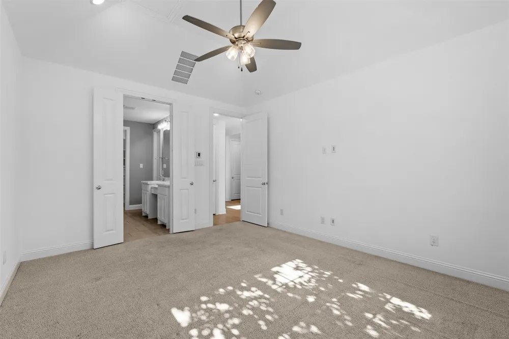 4320 Smokey Quartz Lane Arlington, TX 76005