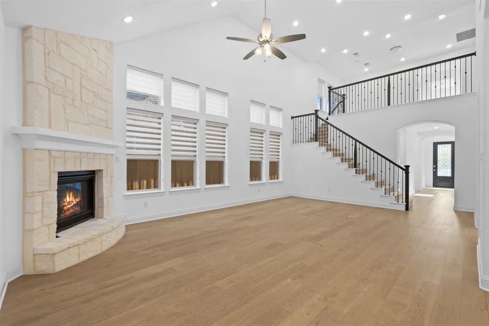 4320 Smokey Quartz Lane Arlington, TX 76005