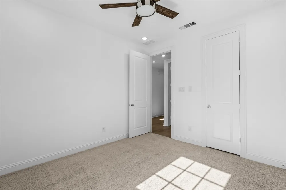 4320 Smokey Quartz Lane Arlington, TX 76005