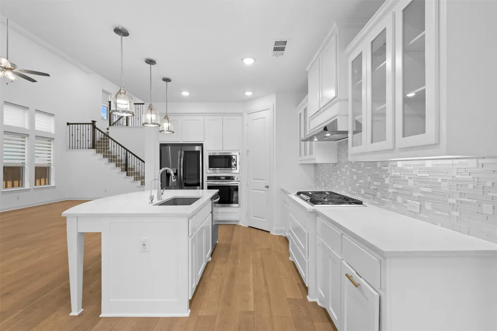 4320 Smokey Quartz Lane Arlington, TX 76005