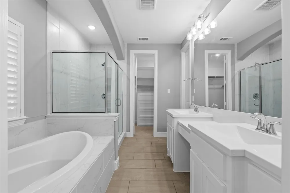 4320 Smokey Quartz Lane Arlington, TX 76005