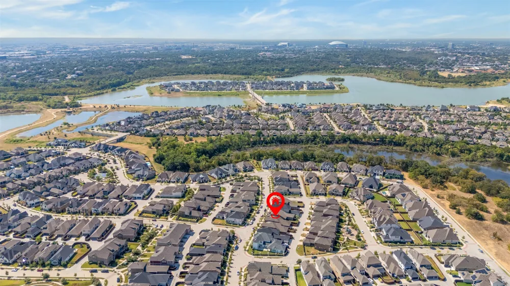 4320 Smokey Quartz Lane Arlington, TX 76005