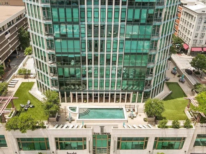500 Throckmorton Street #2111 Fort Worth, TX 76102