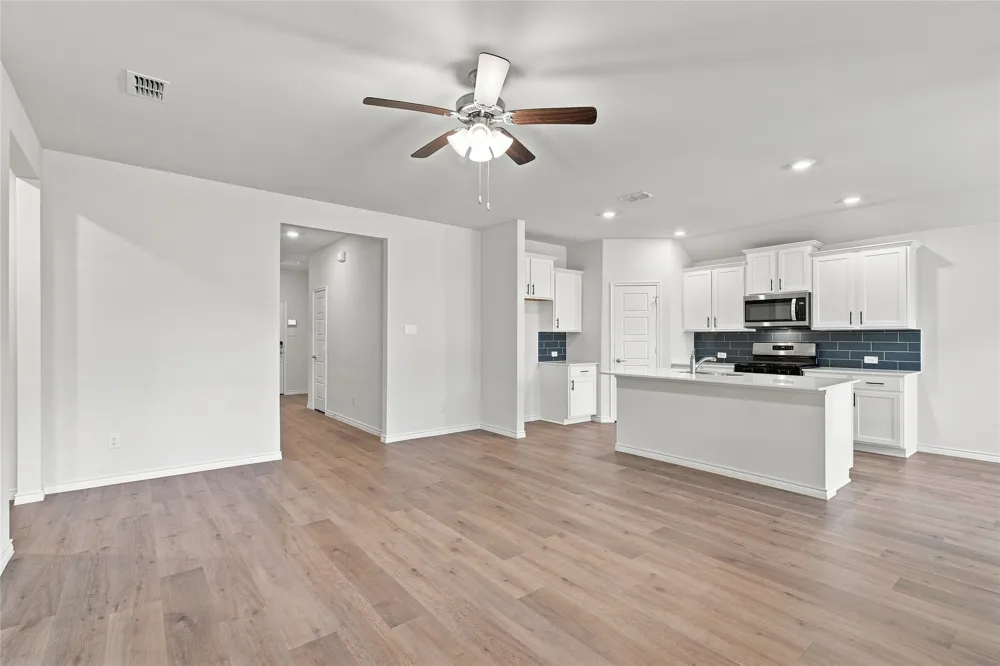4309 Silver Chute Avenue Aubrey, TX 76227