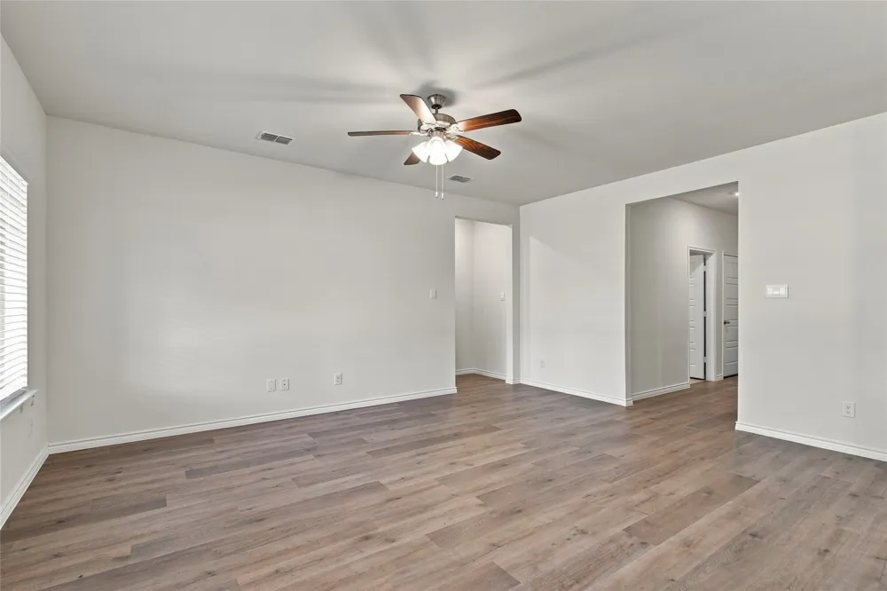 4309 Silver Chute Avenue Aubrey, TX 76227