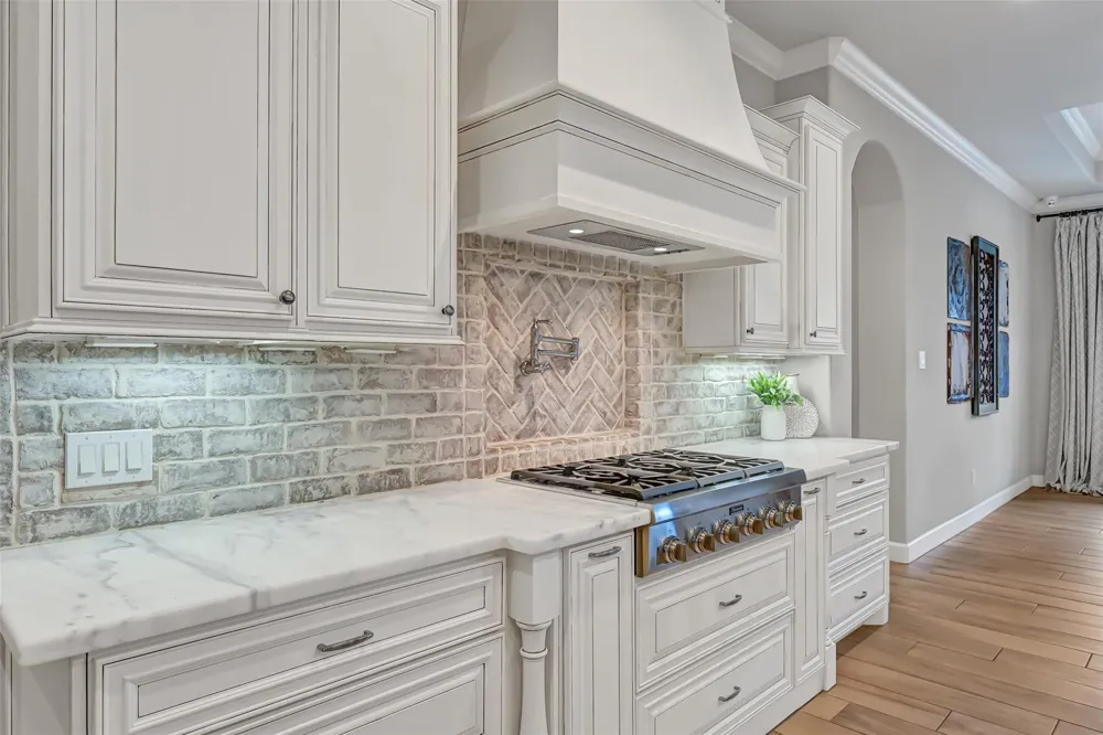 1821 Avery Lane Friendswood, TX 77546