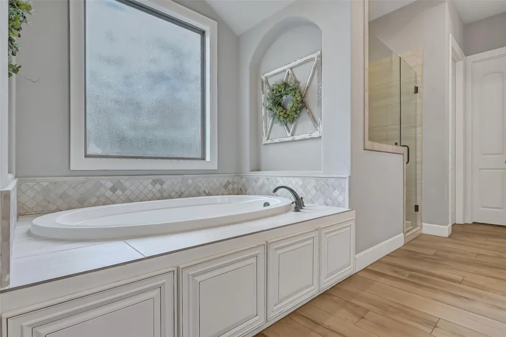 1821 Avery Lane Friendswood, TX 77546