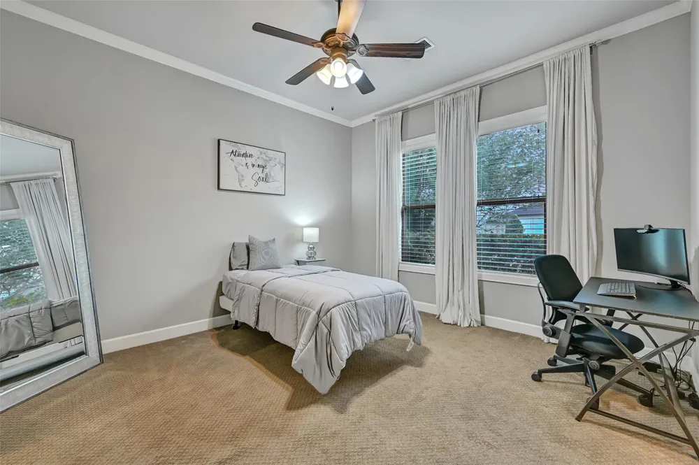 1821 Avery Lane Friendswood, TX 77546