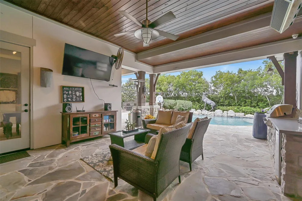 1821 Avery Lane Friendswood, TX 77546