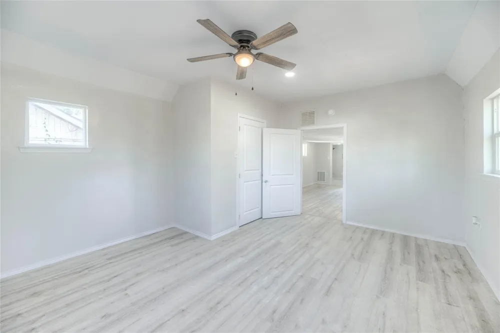 328 W Sherwood Drive Livingston, TX 77351