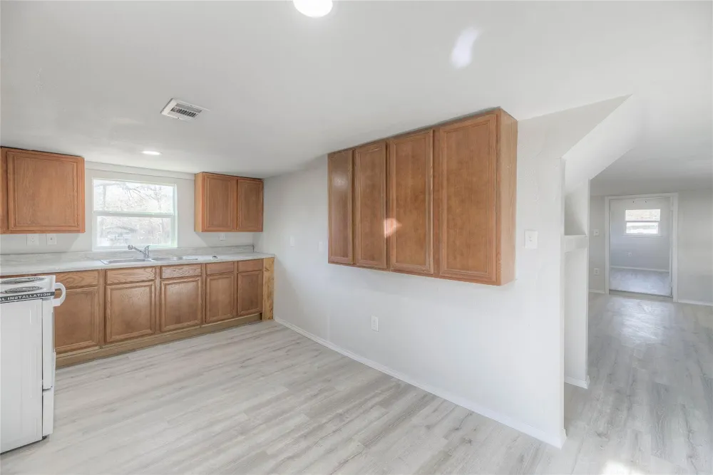 328 W Sherwood Drive Livingston, TX 77351