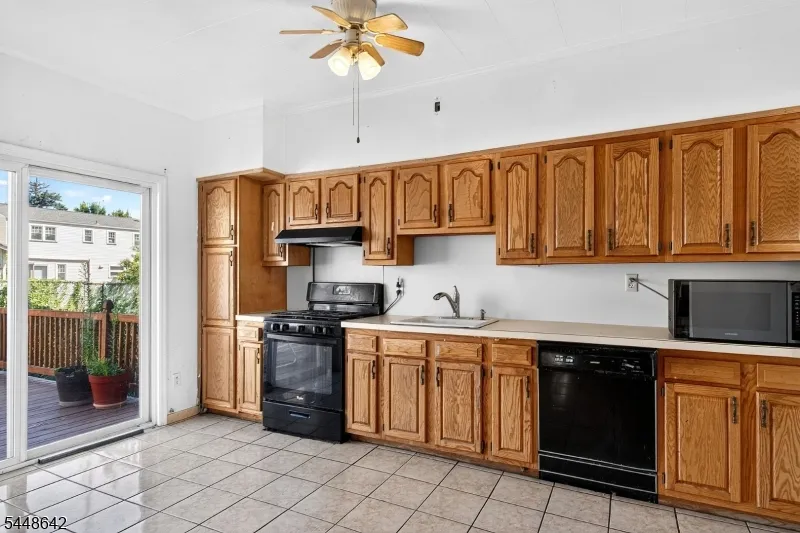 6 LINCOLN PLACE East Rutherford, NJ 07073