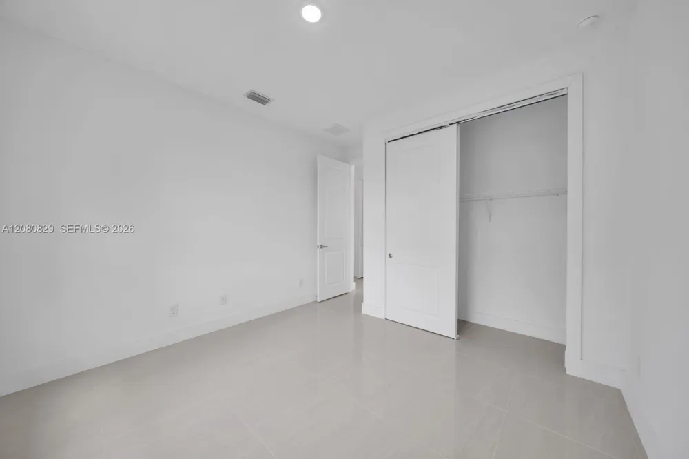 856 William Denver ST Lehigh Acres, FL 33974