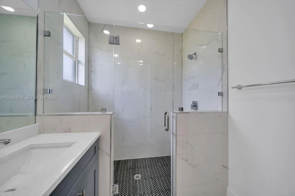 856 William Denver ST Lehigh Acres, FL 33974