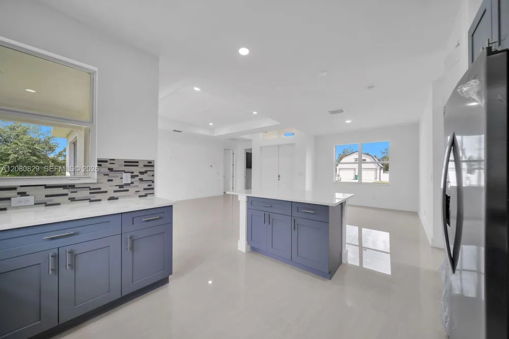 856 William Denver ST Lehigh Acres, FL 33974