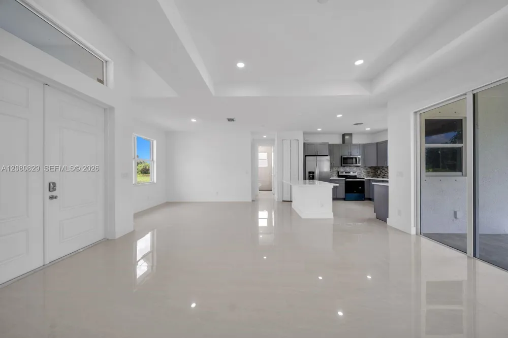 856 William Denver ST Lehigh Acres, FL 33974