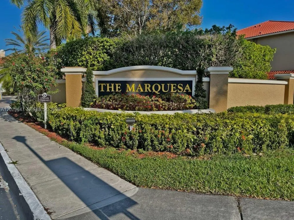 215 SW 117th Ter #14204 Pembroke Pines, FL 33025