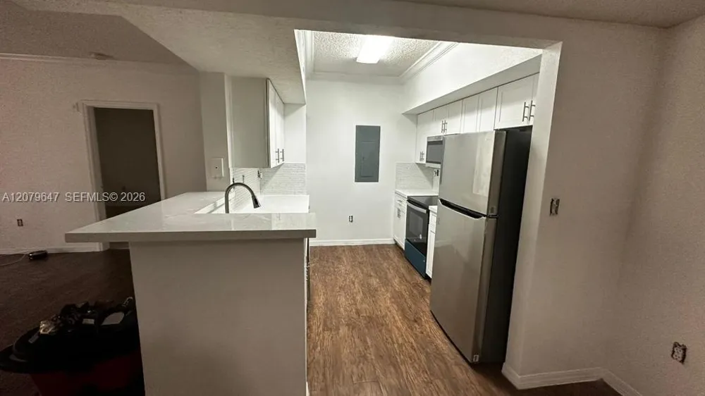 215 SW 117th Ter #14204 Pembroke Pines, FL 33025