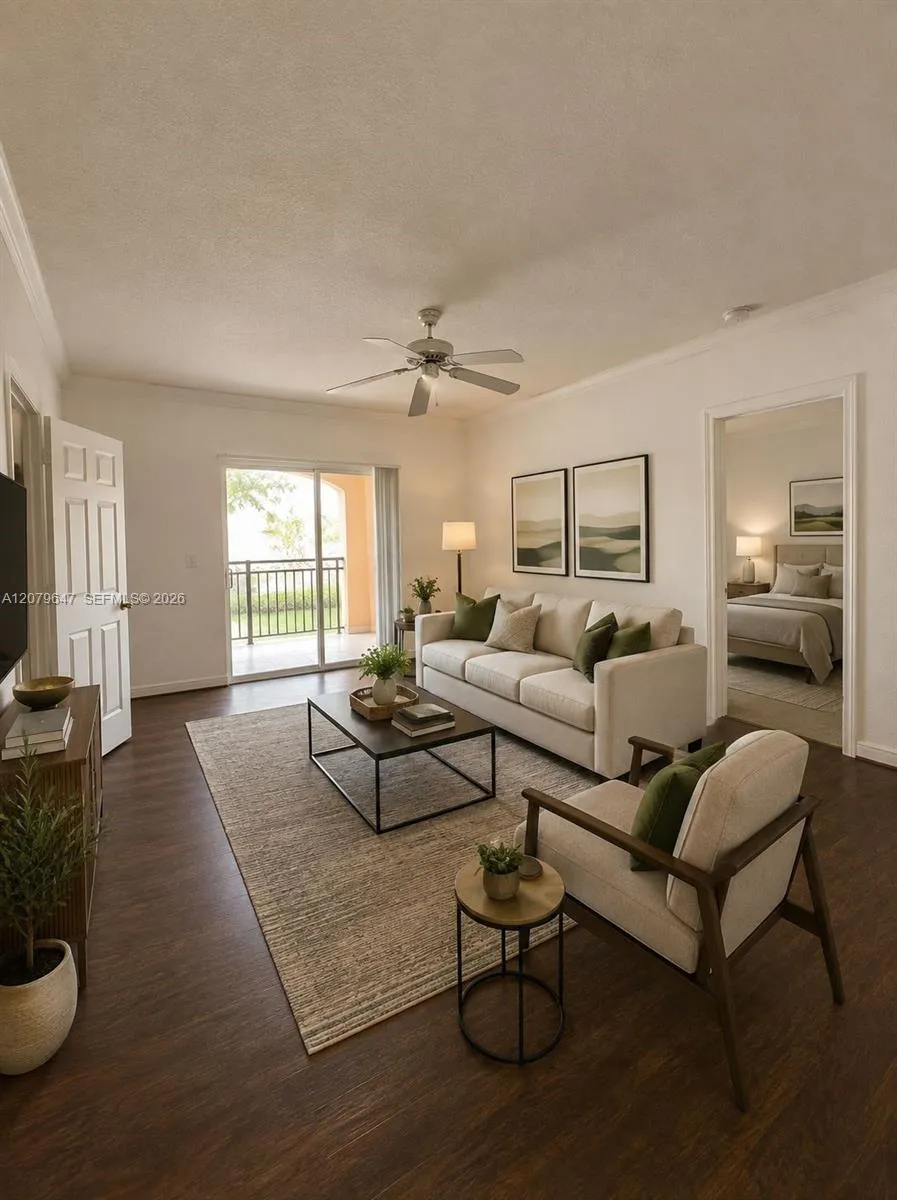 215 SW 117th Ter #14204 Pembroke Pines, FL 33025
