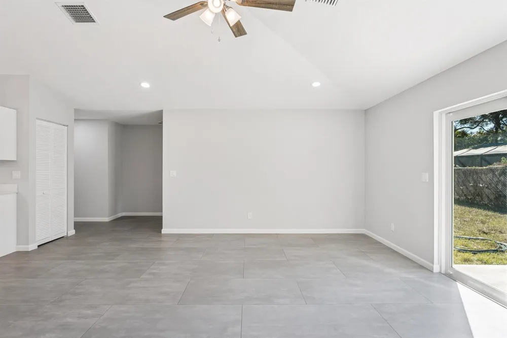 5232 SE 55TH TERRACE Stuart, FL 34997