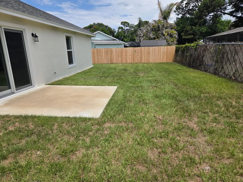 5232 SE 55TH TERRACE Stuart, FL 34997