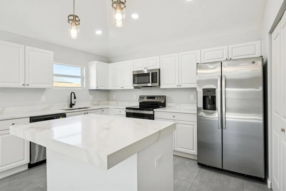 5232 SE 55TH TERRACE Stuart, FL 34997