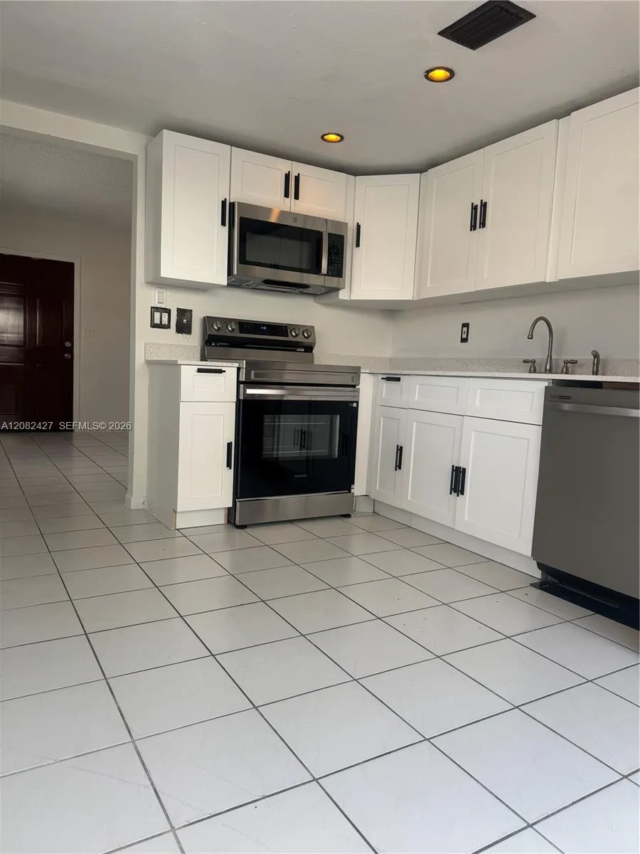 321 SW 1st Ct #K-4 Pompano Beach, FL 33060