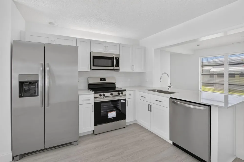 2080 SW 13TH WAY Boynton Beach, FL 33426