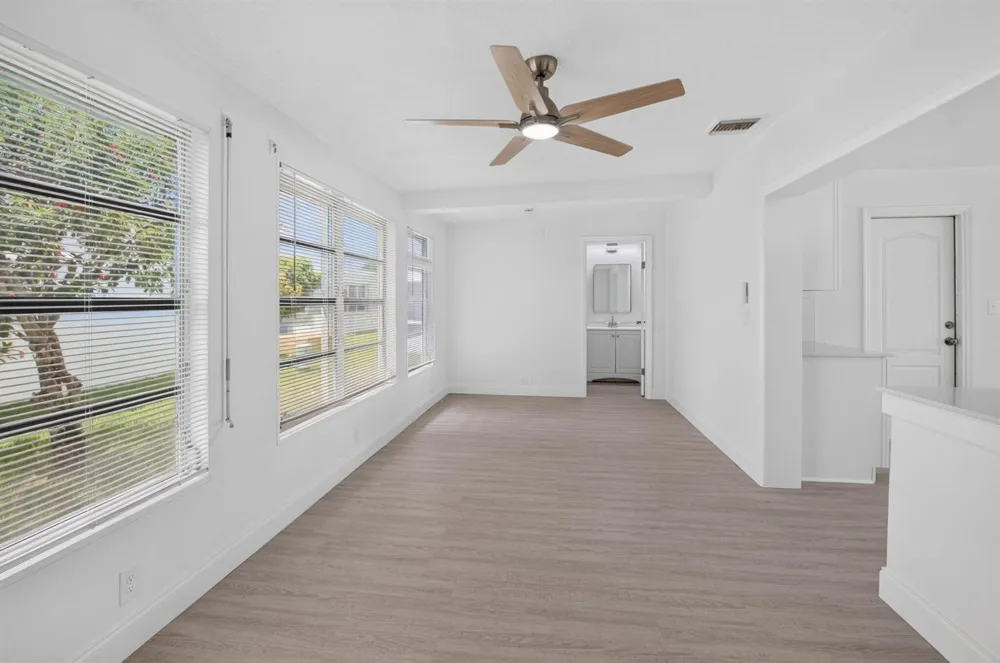 2080 SW 13TH WAY Boynton Beach, FL 33426