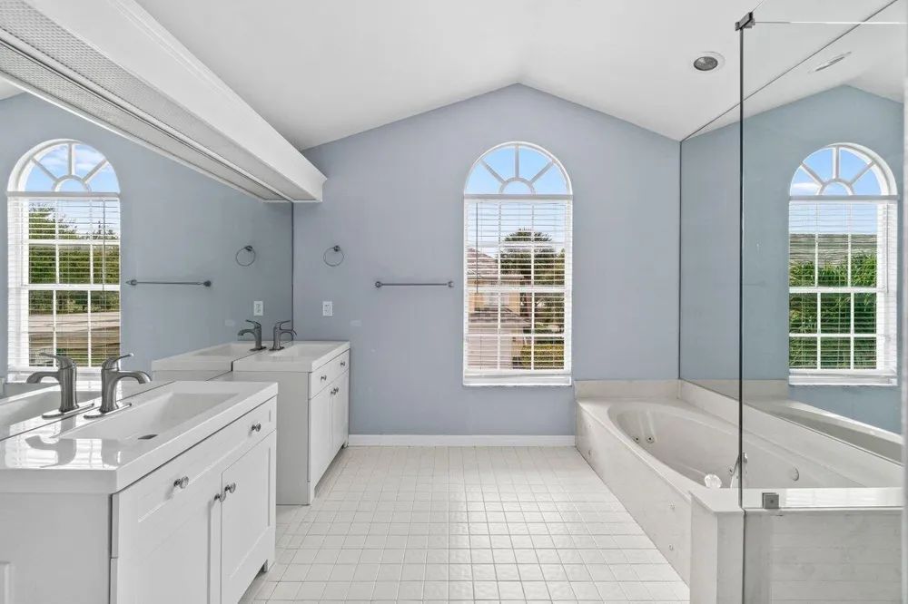 5423 Grand Park Place Boca Raton, FL 33486