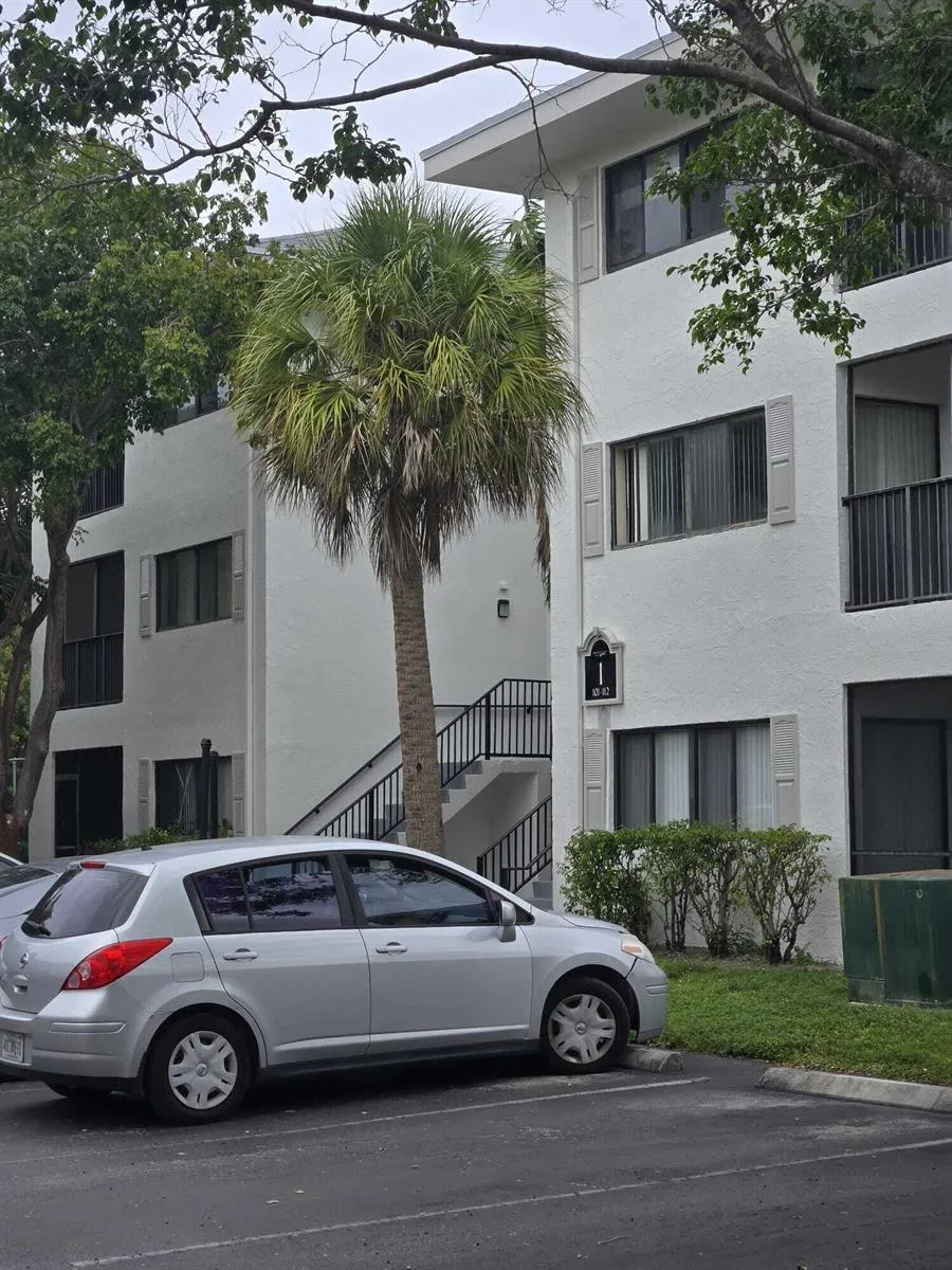 2445 SW 18TH TERRACE #1120 Fort Lauderdale, FL 33315