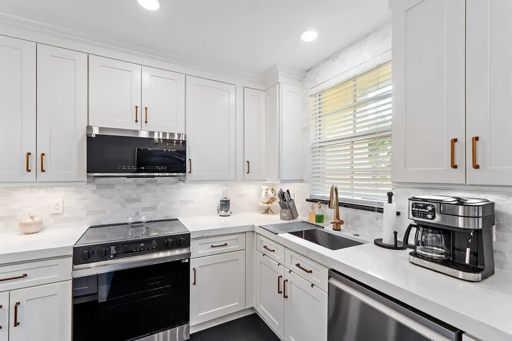 11774 Valencia Gardens Avenue Palm Beach Gardens, FL 33410