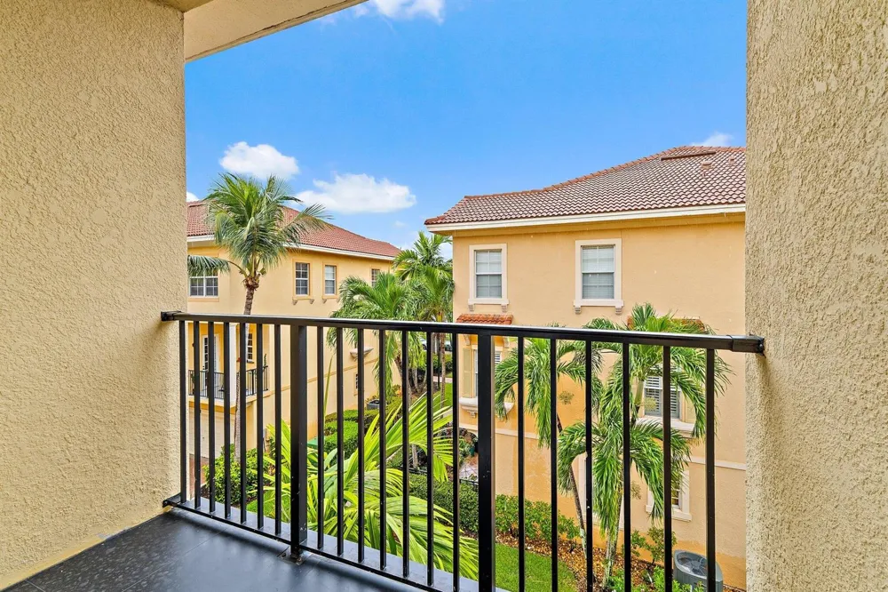 11774 Valencia Gardens Avenue Palm Beach Gardens, FL 33410