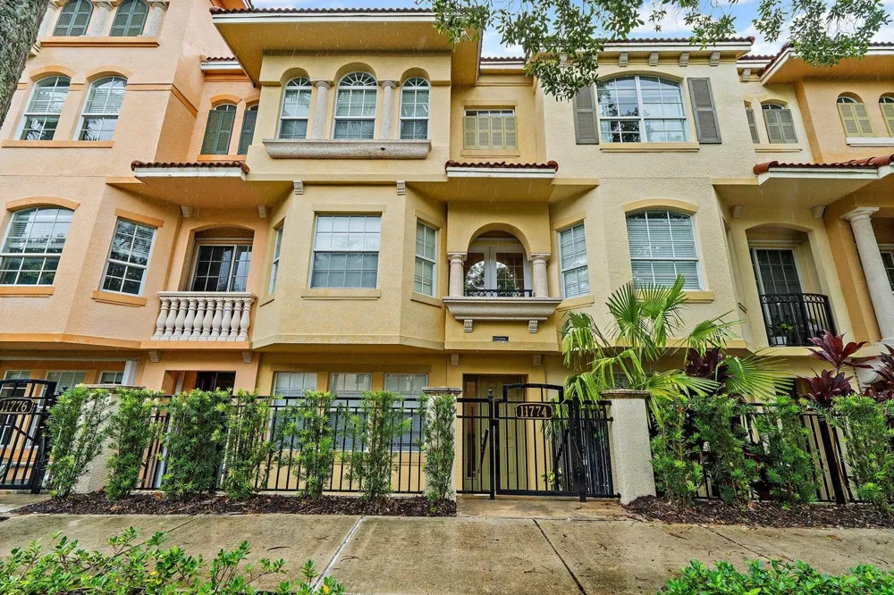 11774 Valencia Gardens Avenue Palm Beach Gardens, FL 33410
