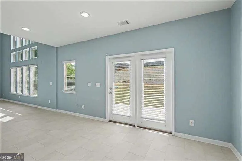 6810 Rocking Horse LN Cumming, GA 30040