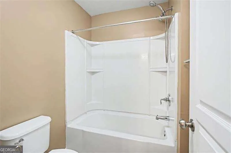 6810 Rocking Horse LN Cumming, GA 30040