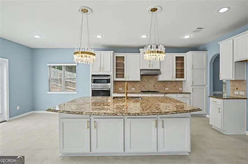 6810 Rocking Horse LN Cumming, GA 30040